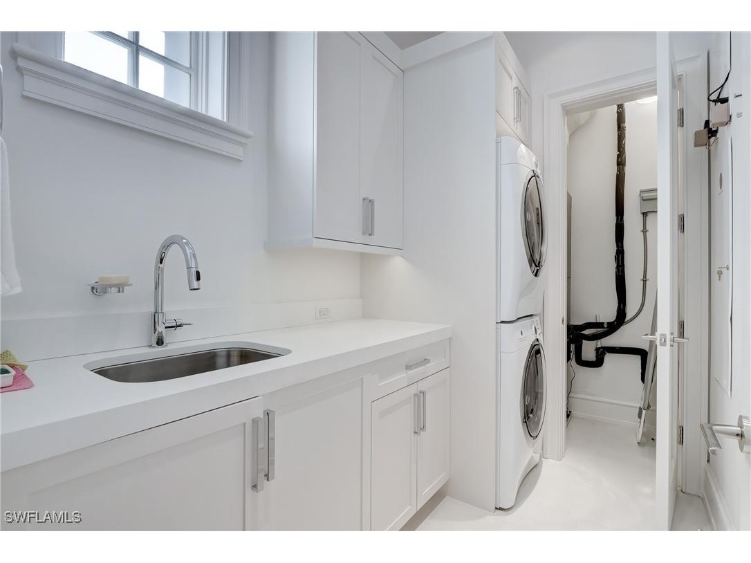 942 9th Avenue S Naples FL 34102 225070615 image11