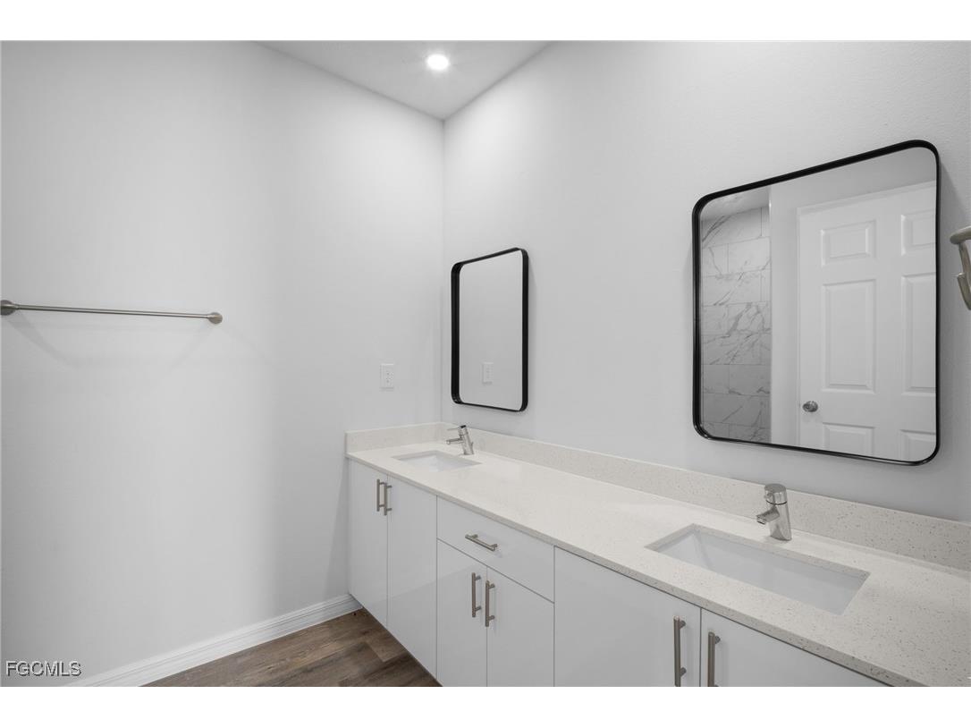 942 Sunrise Boulevard Lehigh Acres FL 33974 2025019943 image24