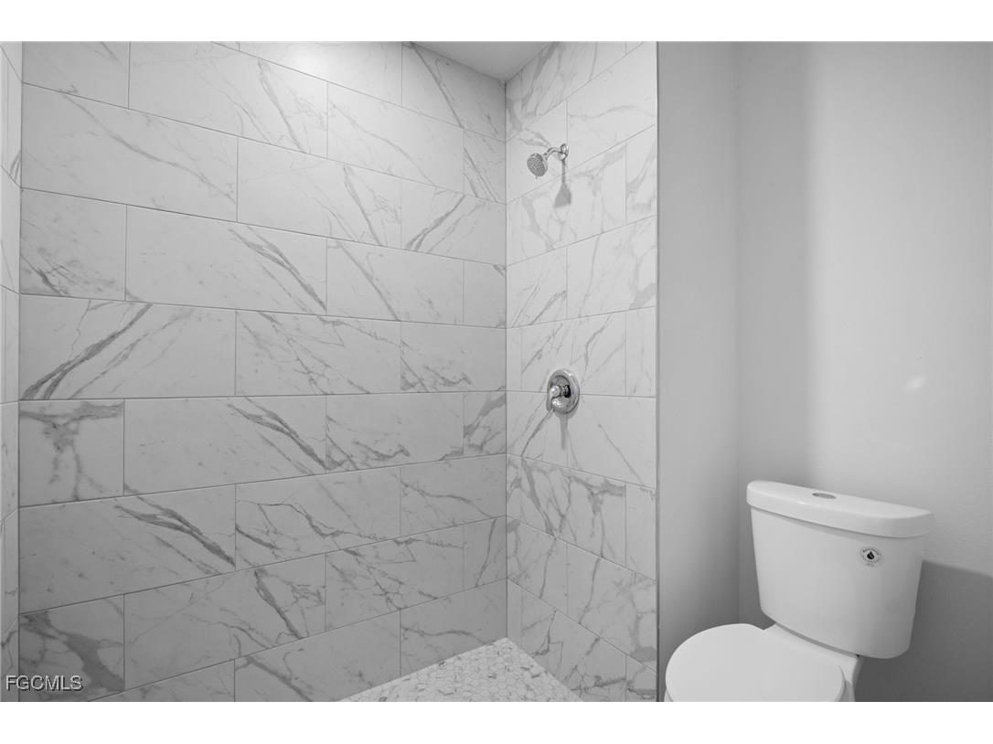 942 Sunrise Boulevard Lehigh Acres FL 33974 2025019943 image27