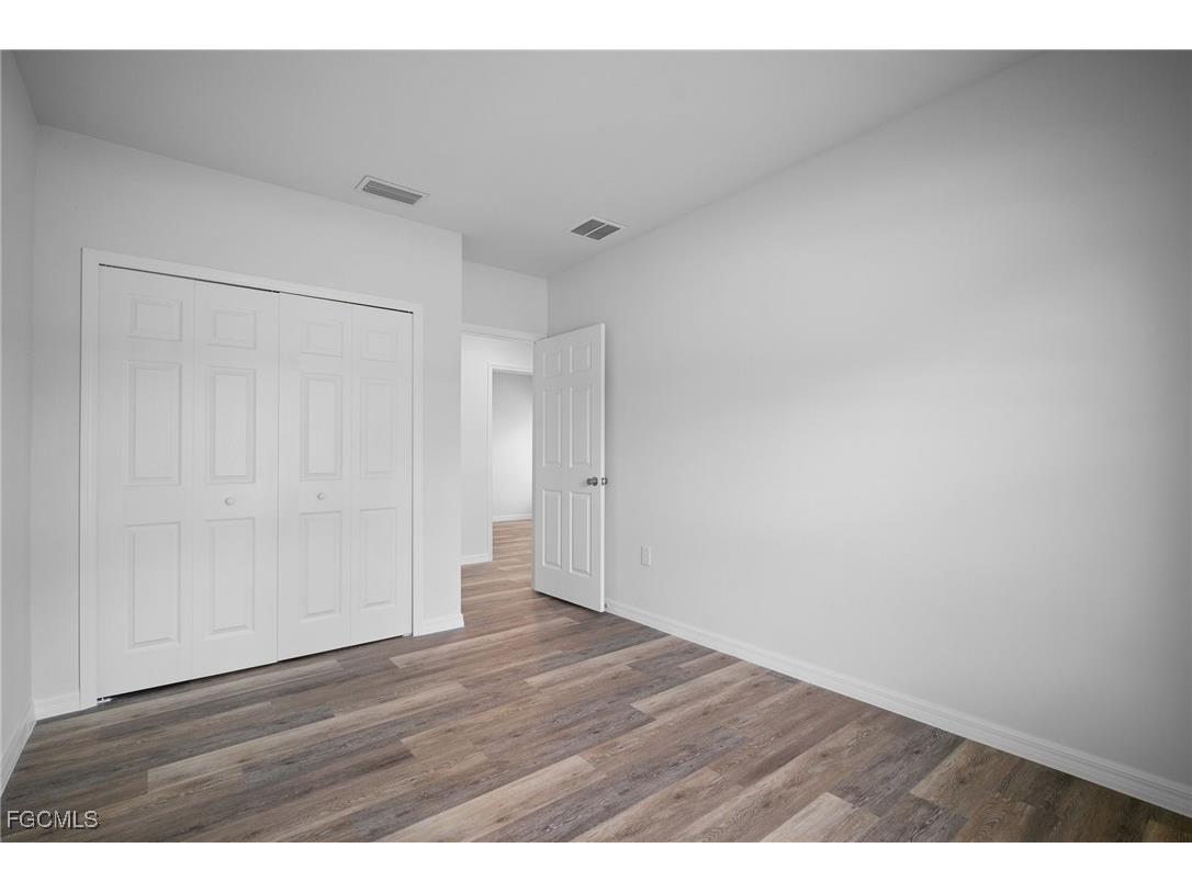 942 Sunrise Boulevard Lehigh Acres FL 33974 2025019943 image29