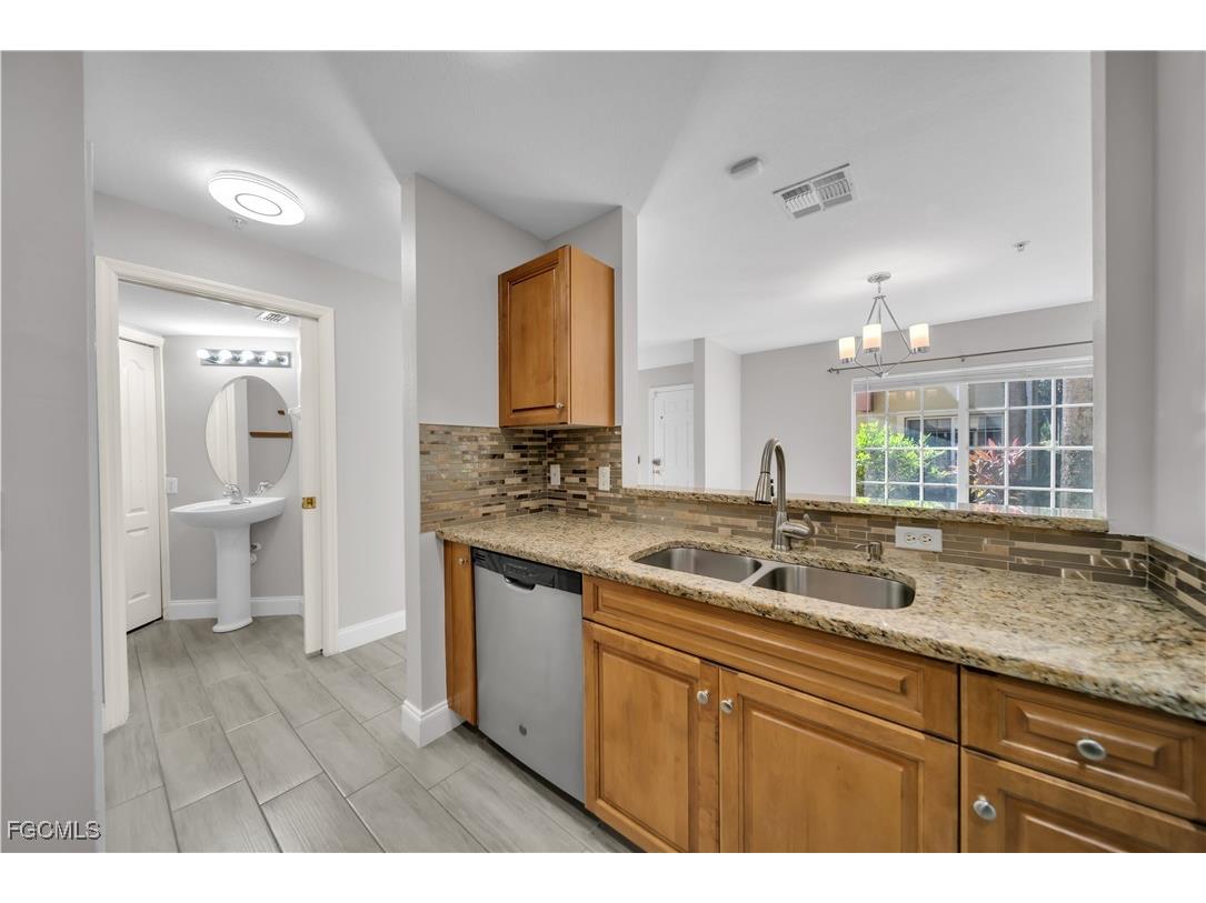 9420 Ivy Brook Run #301 Fort Myers FL 33913 2025019090 image11