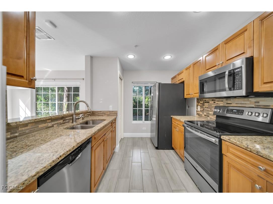 9420 Ivy Brook Run #301 Fort Myers FL 33913 2025019090 image8