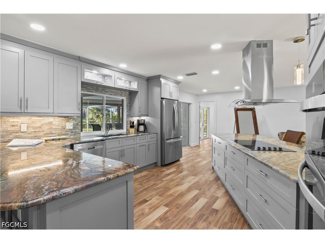 9421 Moonlight Drive Sanibel FL 33957 2026017145 image19