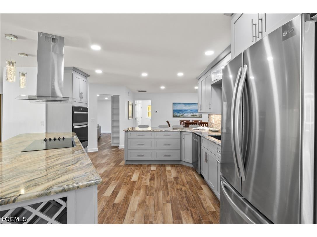 9421 Moonlight Drive Sanibel FL 33957 2026017145 image21