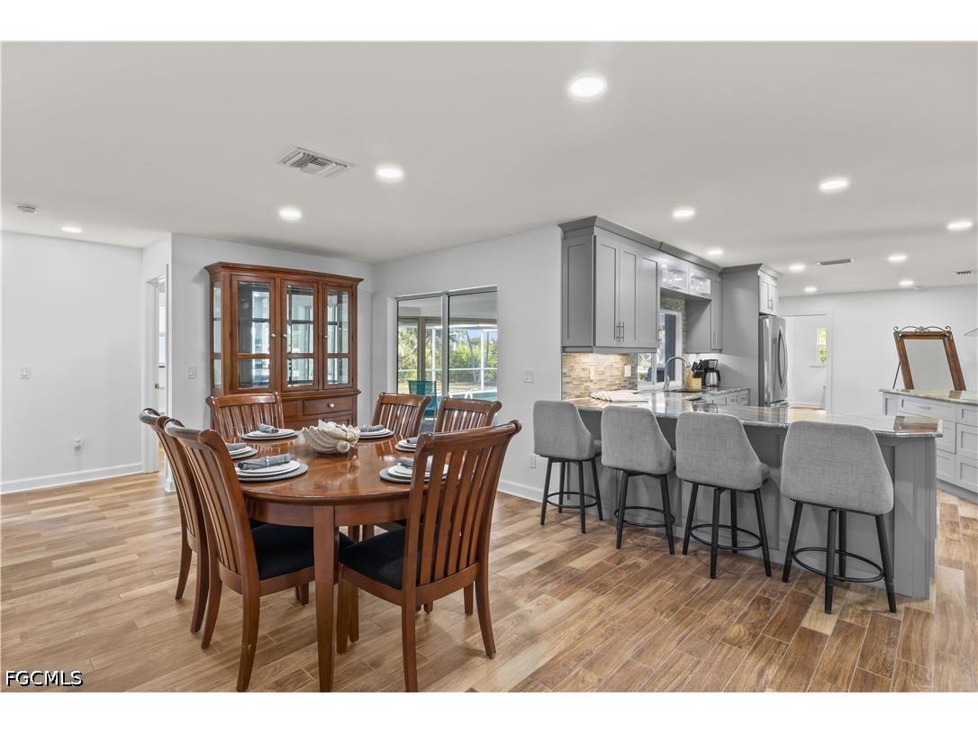 9421 Moonlight Drive Sanibel FL 33957 2026017145 image23