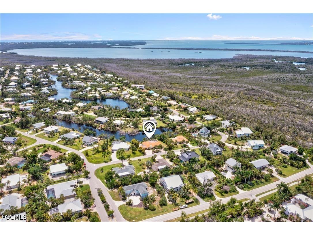 9421 Moonlight Drive Sanibel FL 33957 2026017145 image3