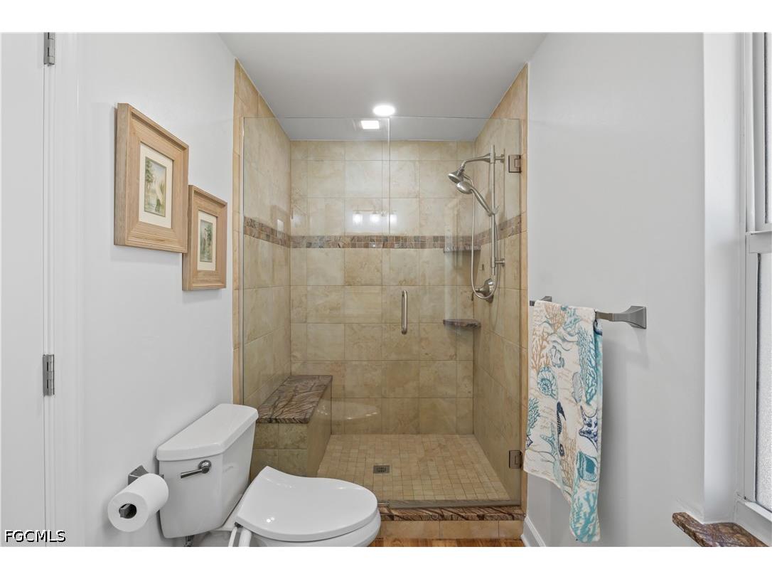 9421 Moonlight Drive Sanibel FL 33957 2026017145 image34