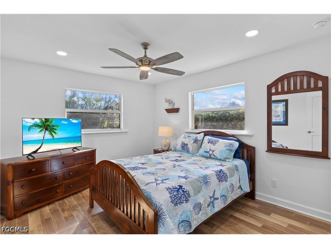 9421 Moonlight Drive Sanibel FL 33957 2026017145 image38