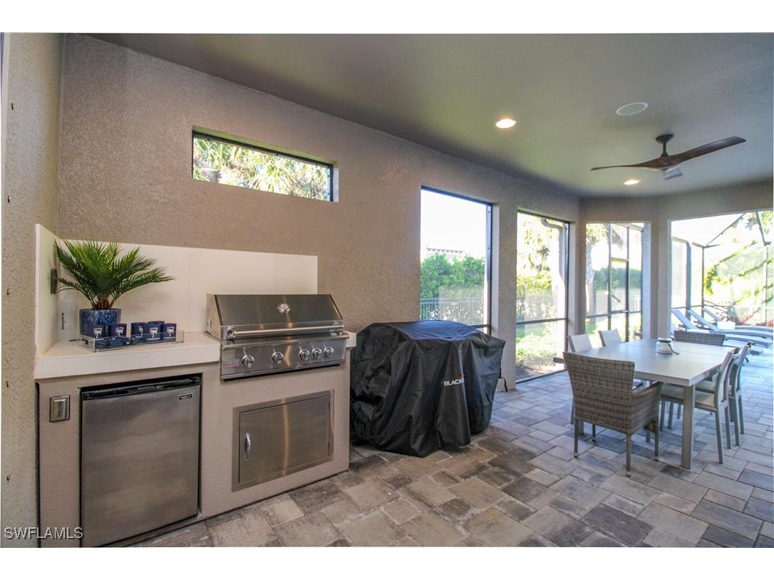 9423 Terresina Drive Naples FL 34119 225080688 image10