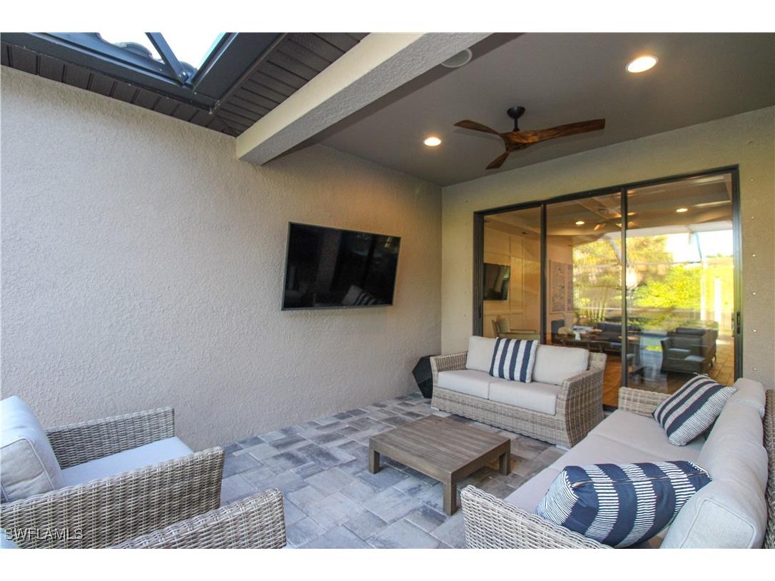 9423 Terresina Drive Naples FL 34119 225080688 image13