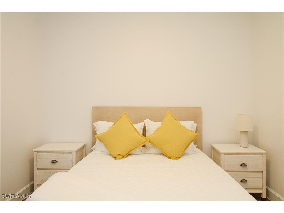 9423 Terresina Drive Naples FL 34119 225080688 image21