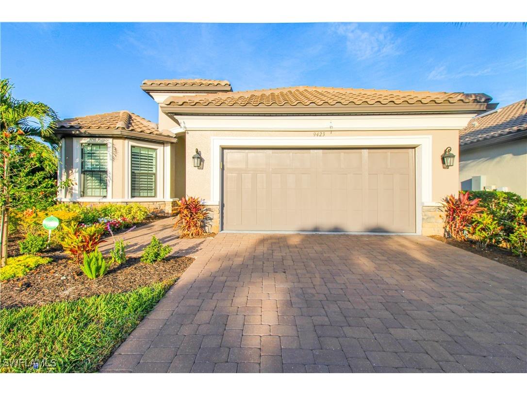 9423 Terresina Drive Naples FL 34119 225080688 image3