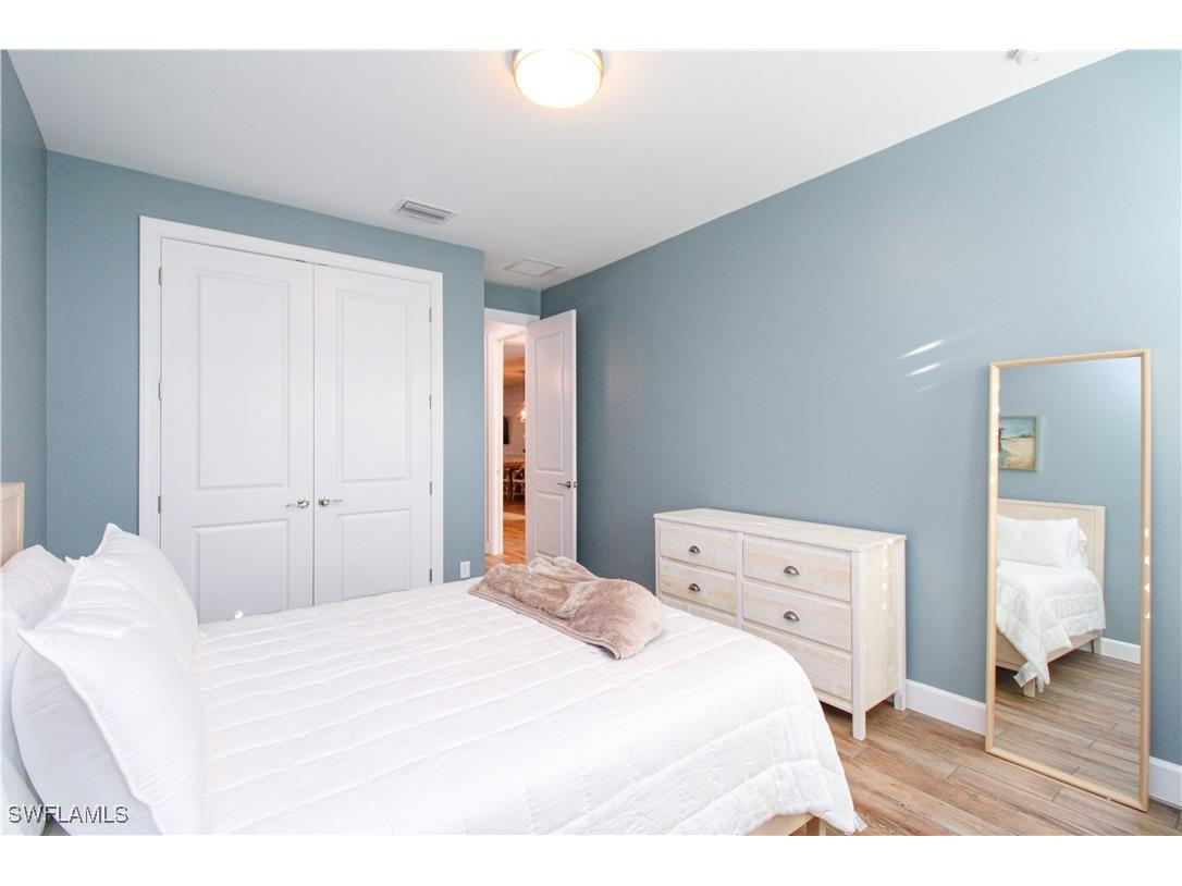 9423 Terresina Drive Naples FL 34119 225080688 image30