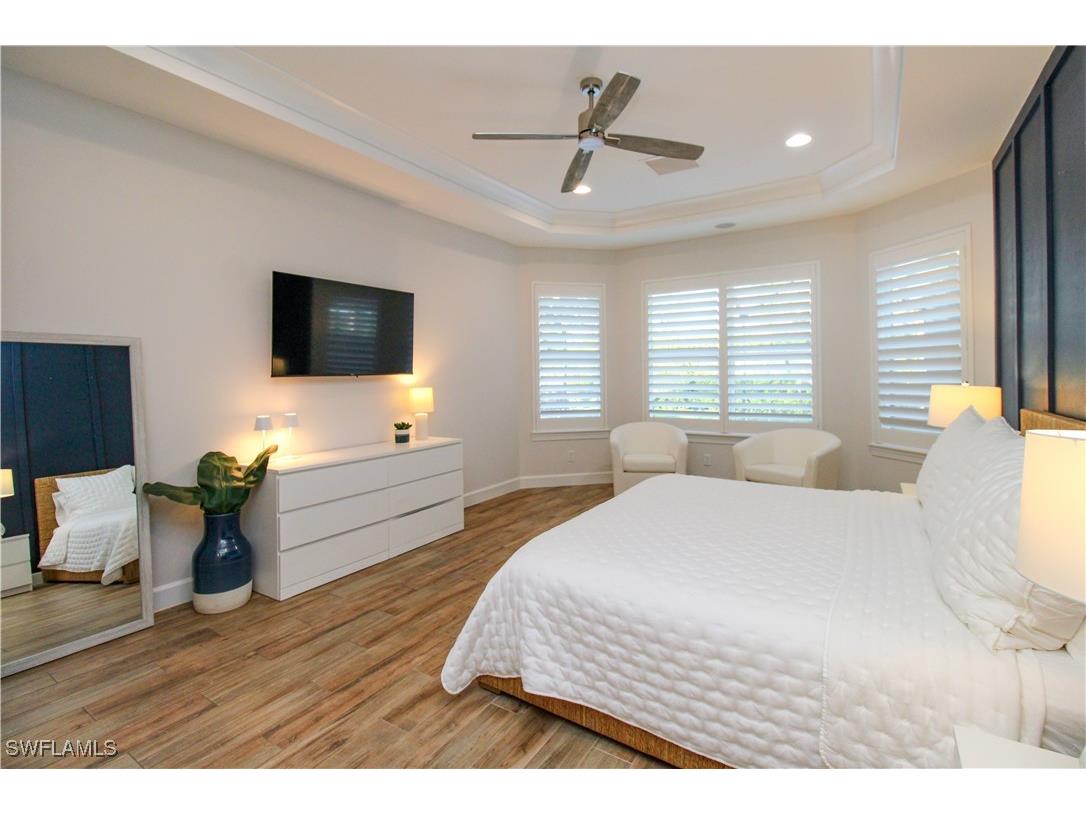 9423 Terresina Drive Naples FL 34119 225080688 image42