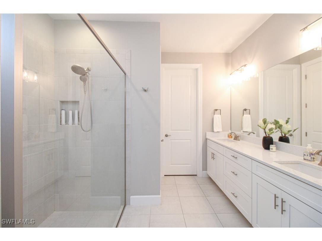 9423 Terresina Drive Naples FL 34119 225080688 image44