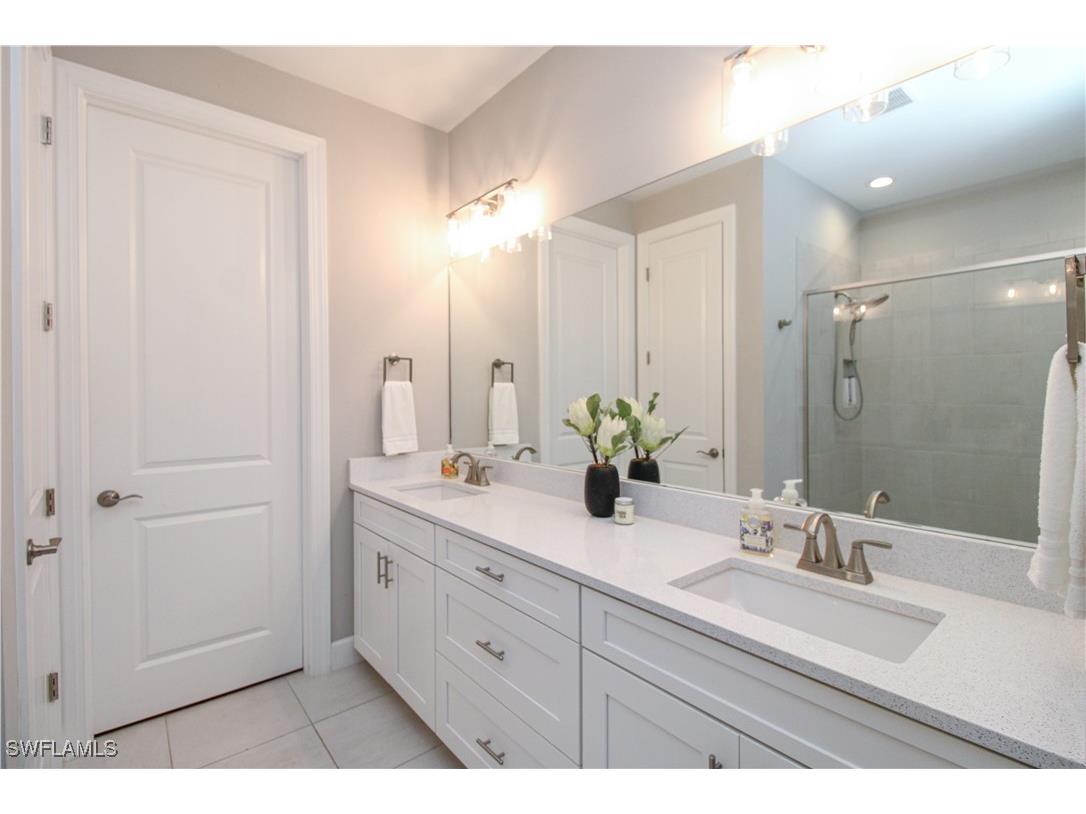 9423 Terresina Drive Naples FL 34119 225080688 image45