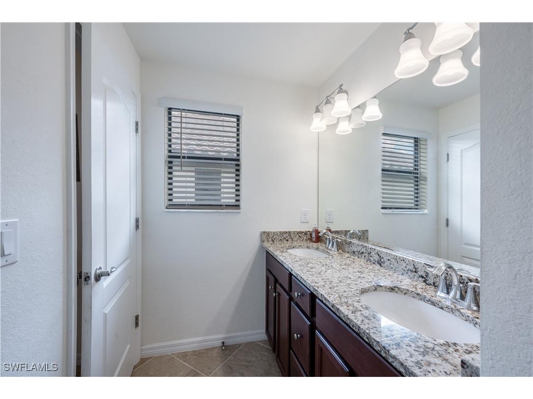 9425 Glenforest Drive Naples FL 34120 225057720 image30