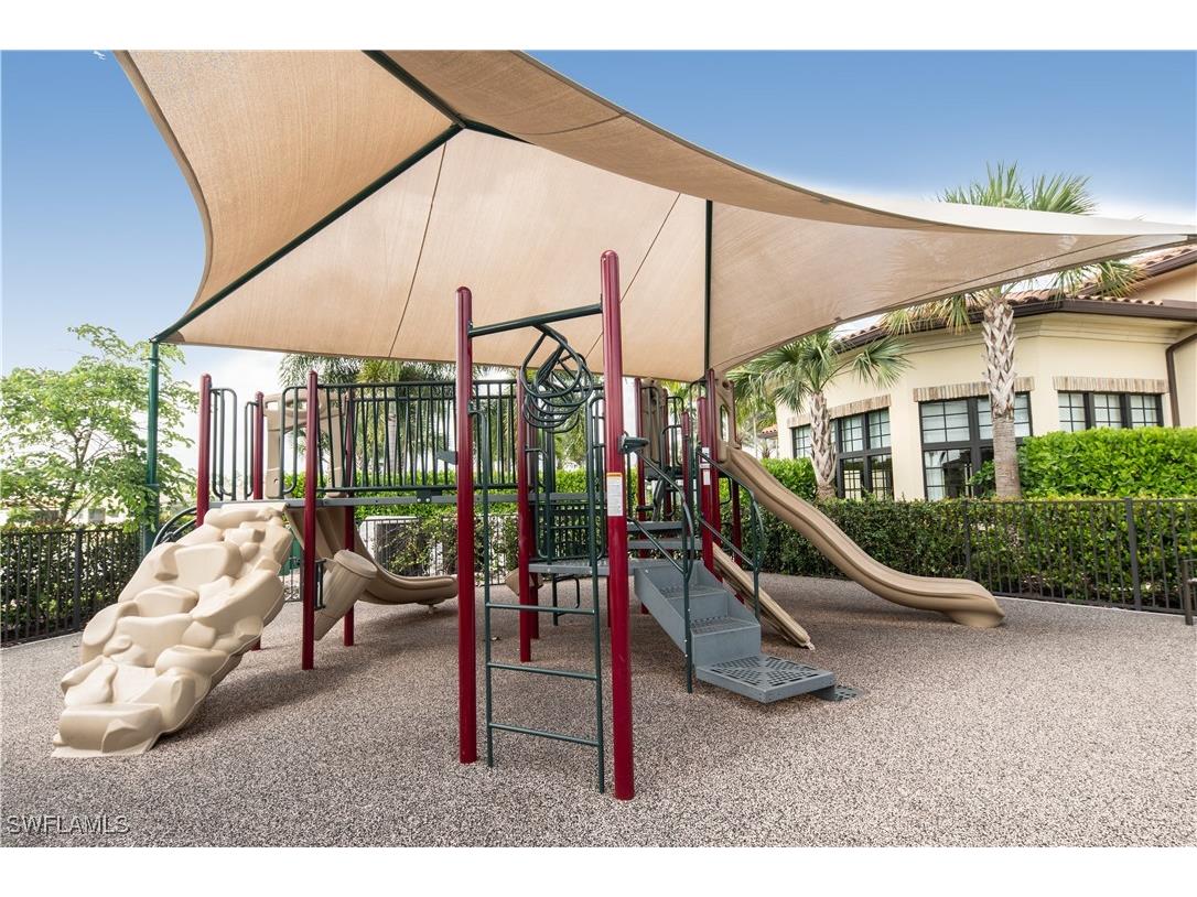 9425 Glenforest Drive Naples FL 34120 225057720 image36