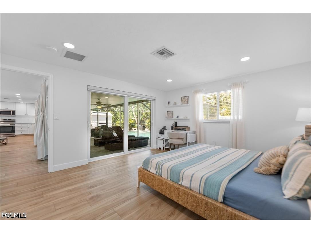 9428 Moonlight Drive Sanibel FL 33957 2026023567 image12