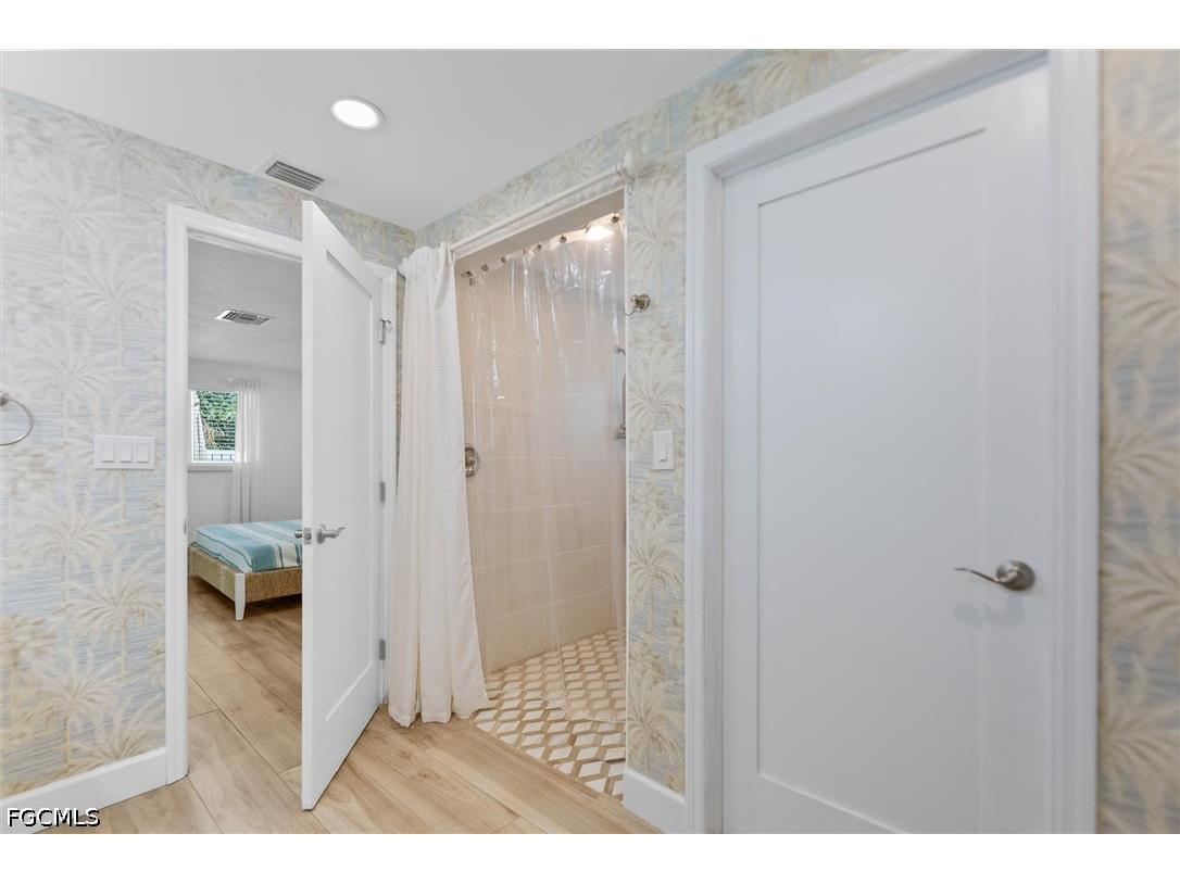 9428 Moonlight Drive Sanibel FL 33957 2026023567 image16