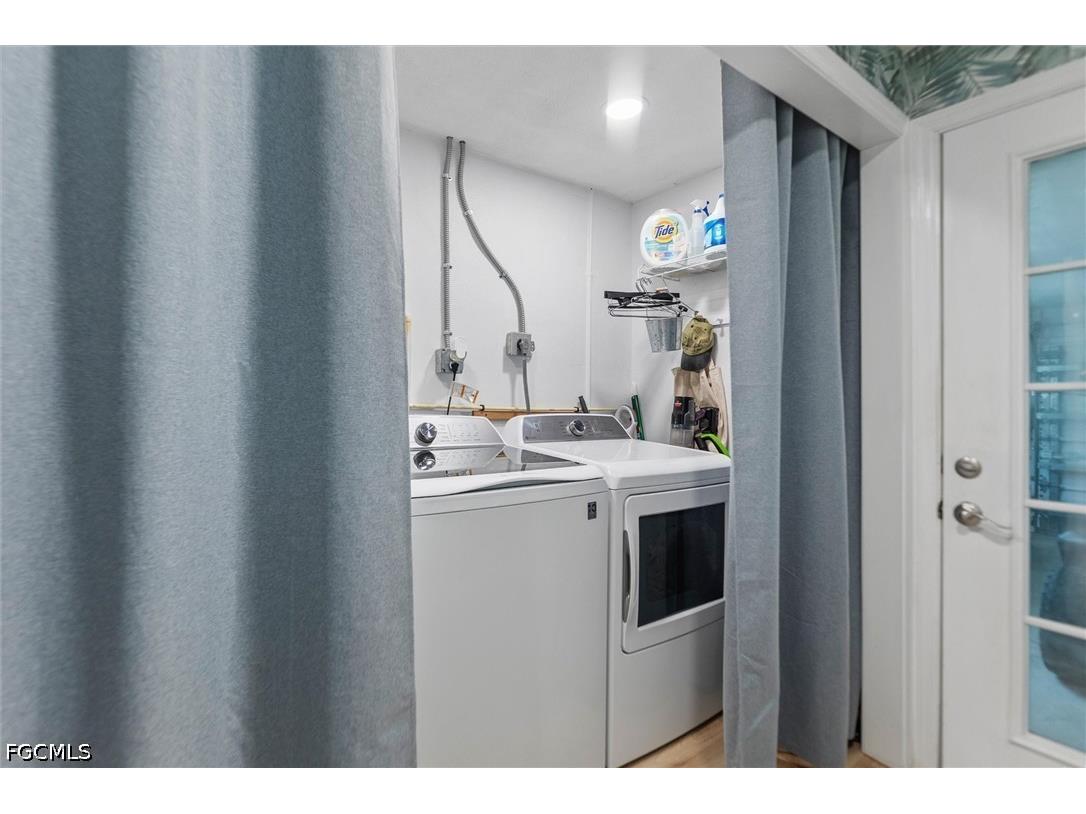 9428 Moonlight Drive Sanibel FL 33957 2026023567 image24