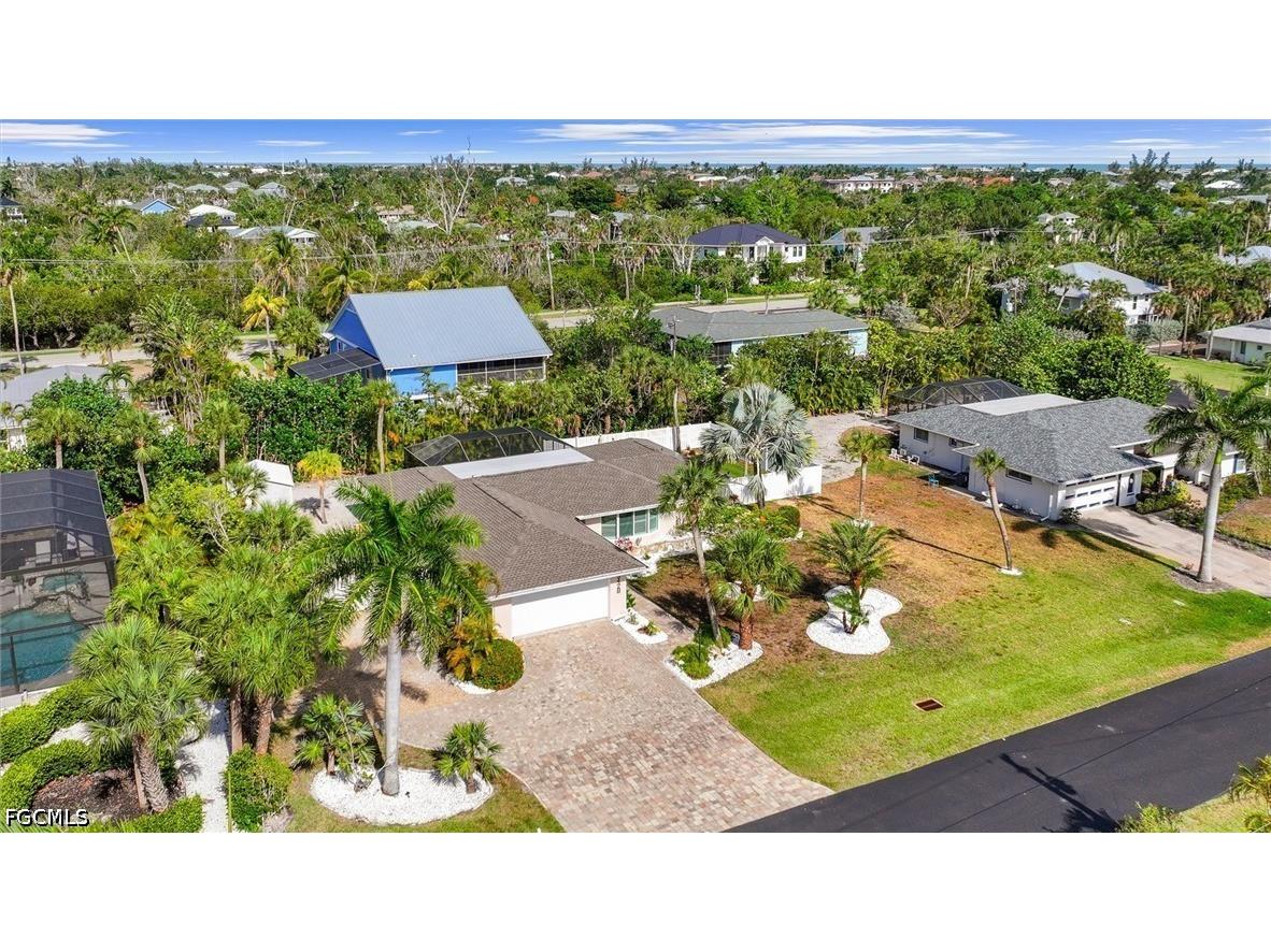 9428 Moonlight Drive Sanibel FL 33957 2026023567 image38