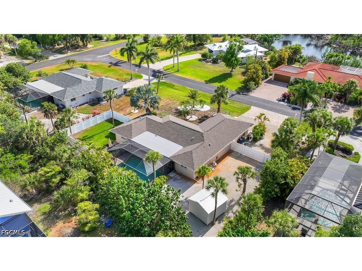 9428 Moonlight Drive Sanibel FL 33957 2026023567 image39