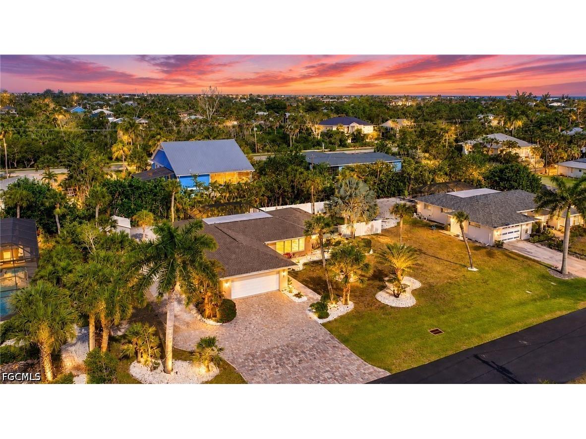 9428 Moonlight Drive Sanibel FL 33957 2026023567 image40