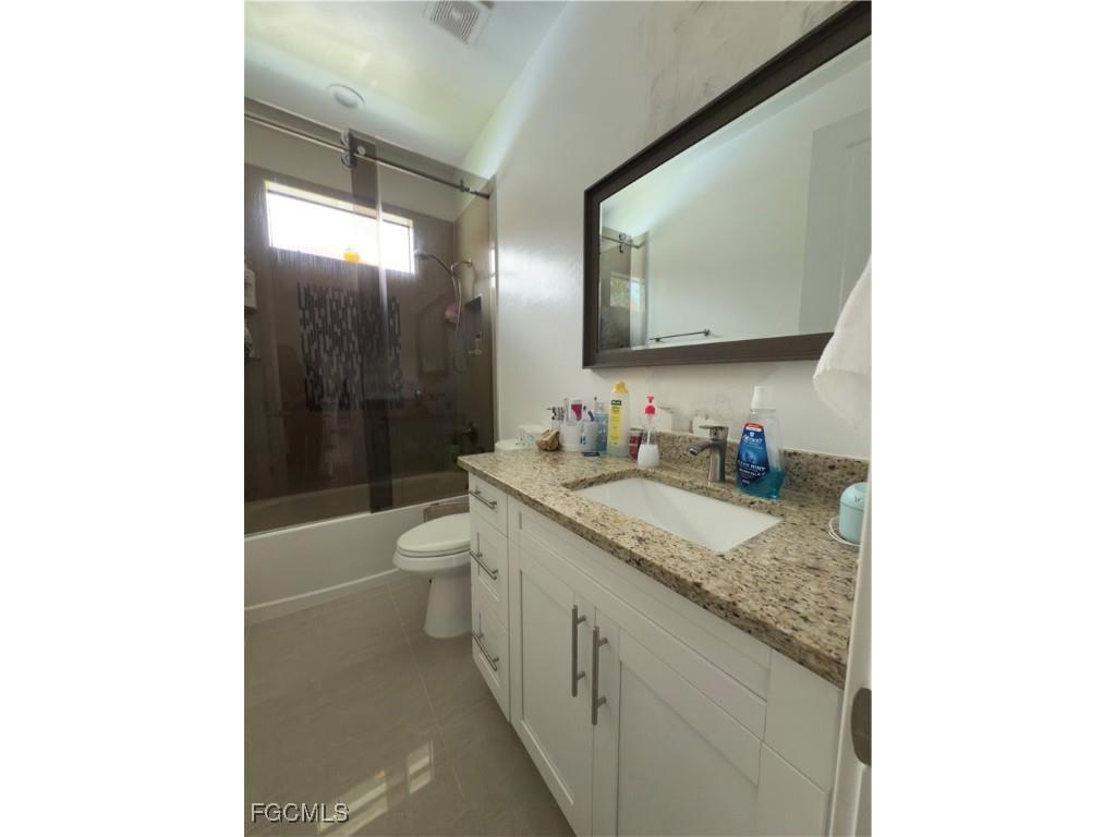 943 SW 15th Place Cape Coral FL 33991 2025007116 image30