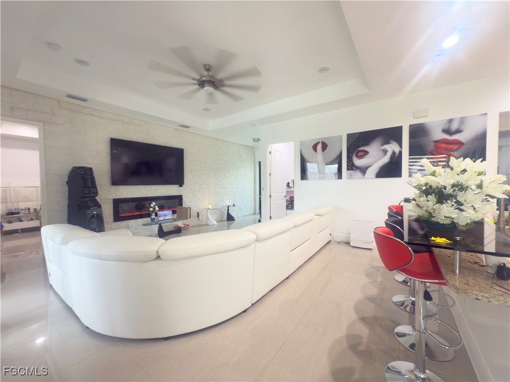 943 SW 15th Place Cape Coral FL 33991 2025007116 image9