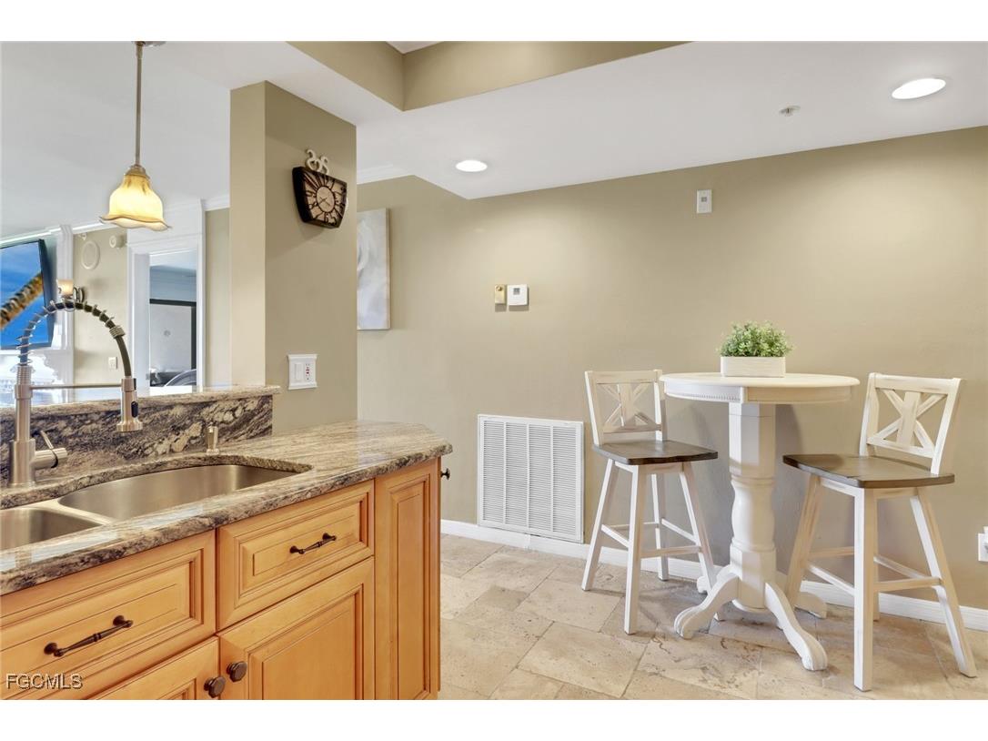 9431 Sunset Harbor Lane #113 Fort Myers FL 33919 2025004068 image6