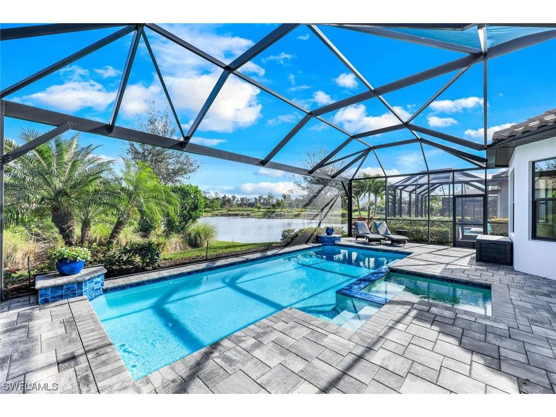 9431 Terresina Drive Naples FL 34119 224009398 image1