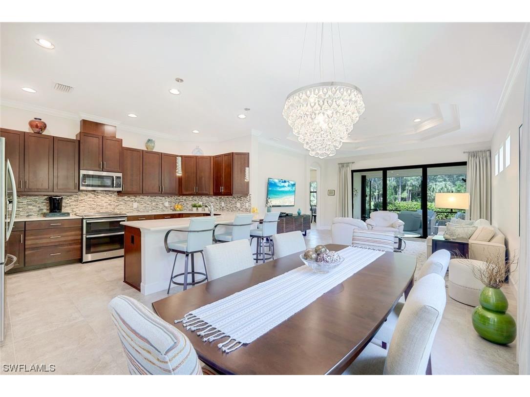 9433 Isla Bella Circle Bonita Springs FL 34135 223068038 image1