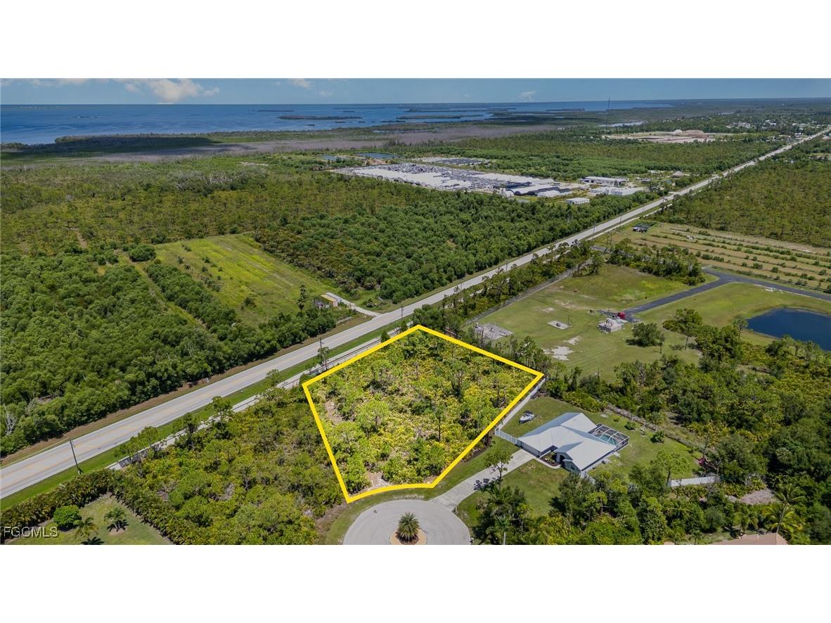 9437 Treasure Lake Court Saint James City FL 33956 2025011910 image1