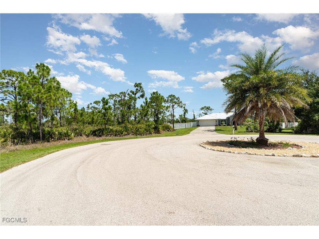 9437 Treasure Lake Court Saint James City FL 33956 2025011910 image14