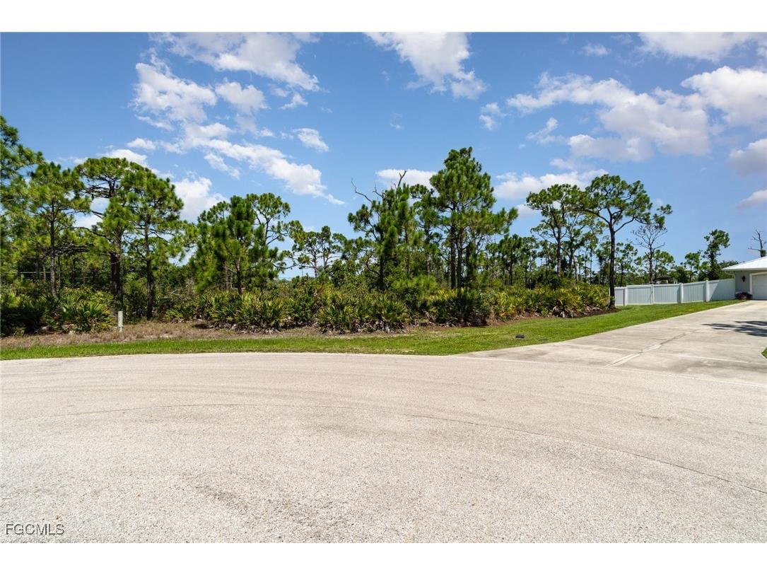 9437 Treasure Lake Court Saint James City FL 33956 2025011910 image16