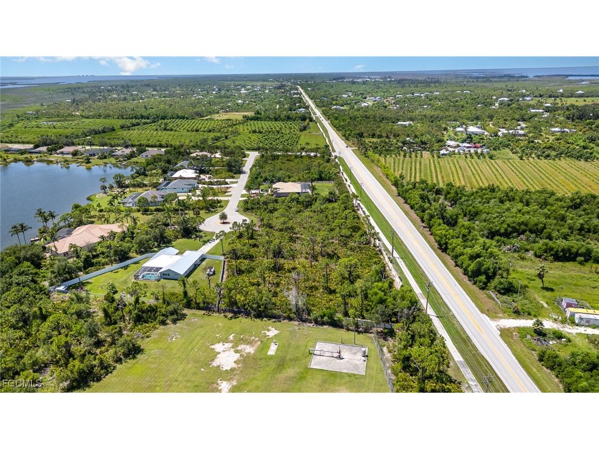 9437 Treasure Lake Court Saint James City FL 33956 2025011910 image4