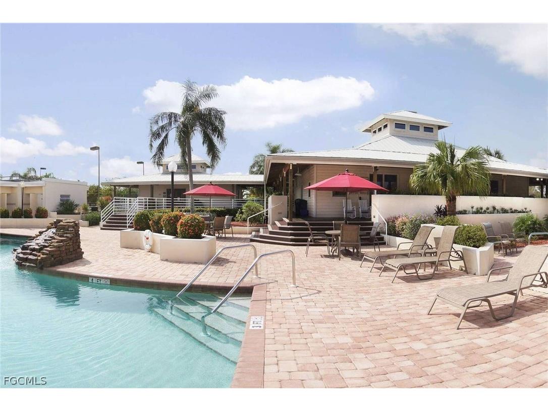 9439 Palm Island Circle North Fort Myers FL 33903 2026010513 image17