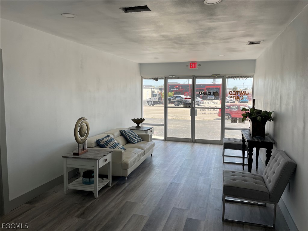 944 Country Club Boulevard Cape Coral FL 33990 2026012063 image10