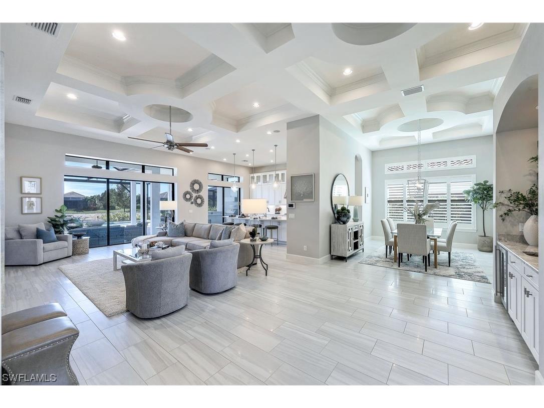 9440 Livorno Court Naples FL 34119 223025560 image1