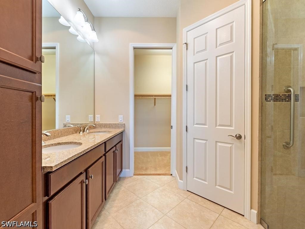 9442 Isla Bella Circle Bonita Springs FL 34135 226026047 image8