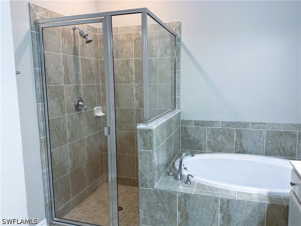 9444 Glenforest Drive Naples FL 34120 226021787 image8