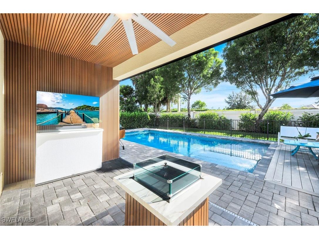 9445 Glenforest Drive Naples FL 34120 225072378 image5