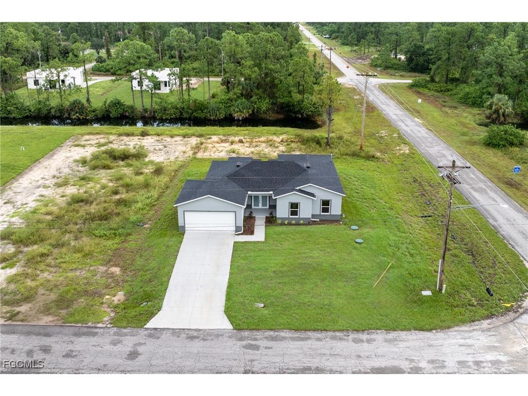 945 Butler Street E Lehigh Acres FL 33974 2026000662 image3