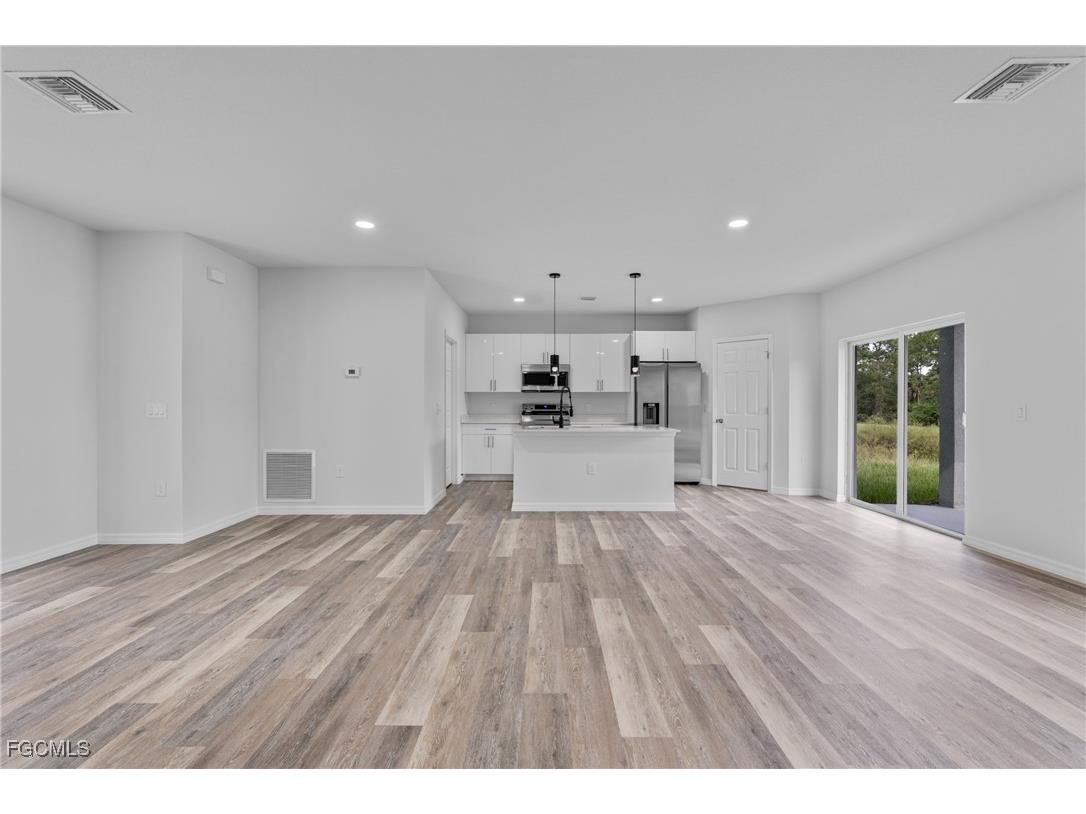 945 Butler Street E Lehigh Acres FL 33974 2026000662 image8