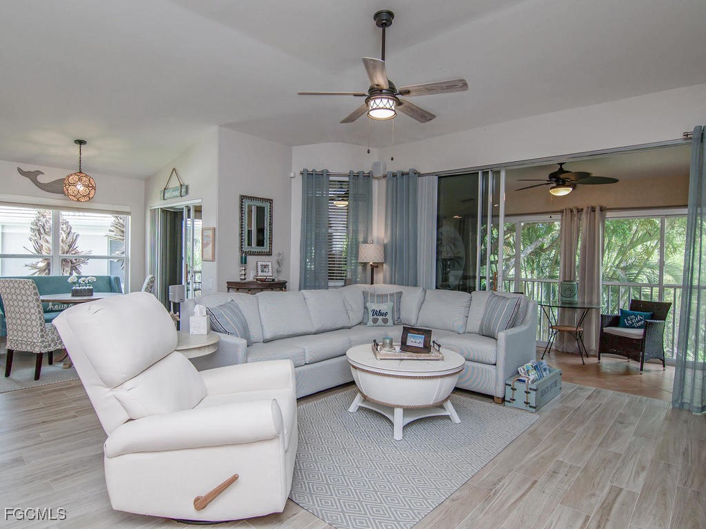 945 Carrick Bend Circle #201 Naples FL 34110 2025003582 image3