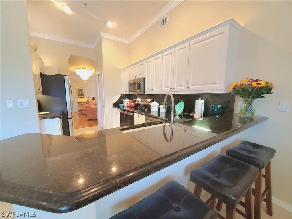 945 Eastham Way #H-203 Naples FL 34104 226006714 image17