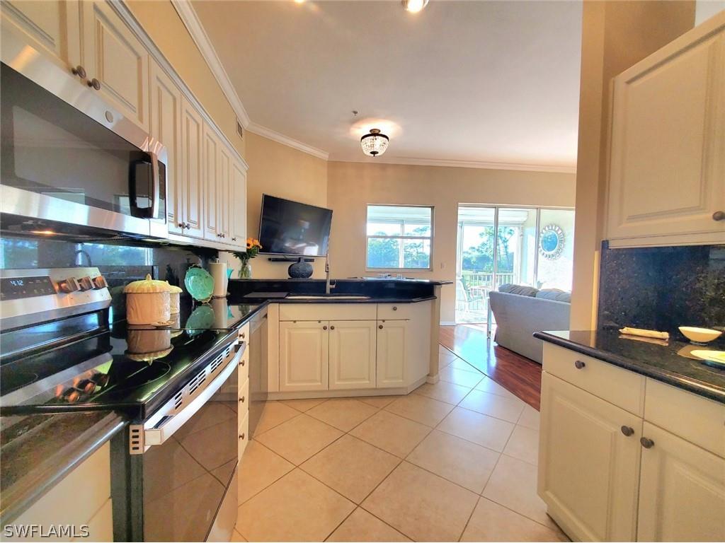 945 Eastham Way #H-203 Naples FL 34104 226006714 image19