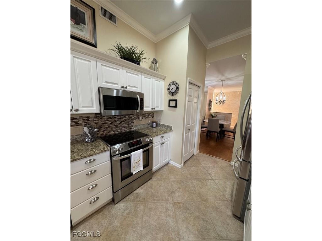 945 Eastham Way #H202 Naples FL 34104 2025010278 image17