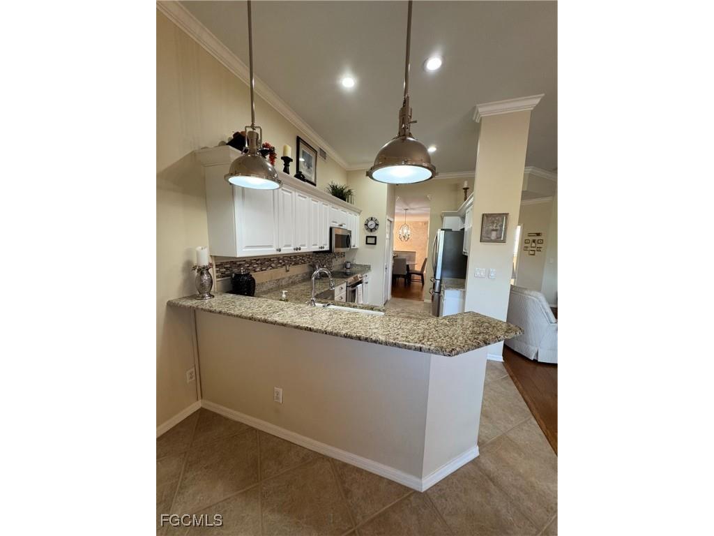 945 Eastham Way #H202 Naples FL 34104 2025010278 image19